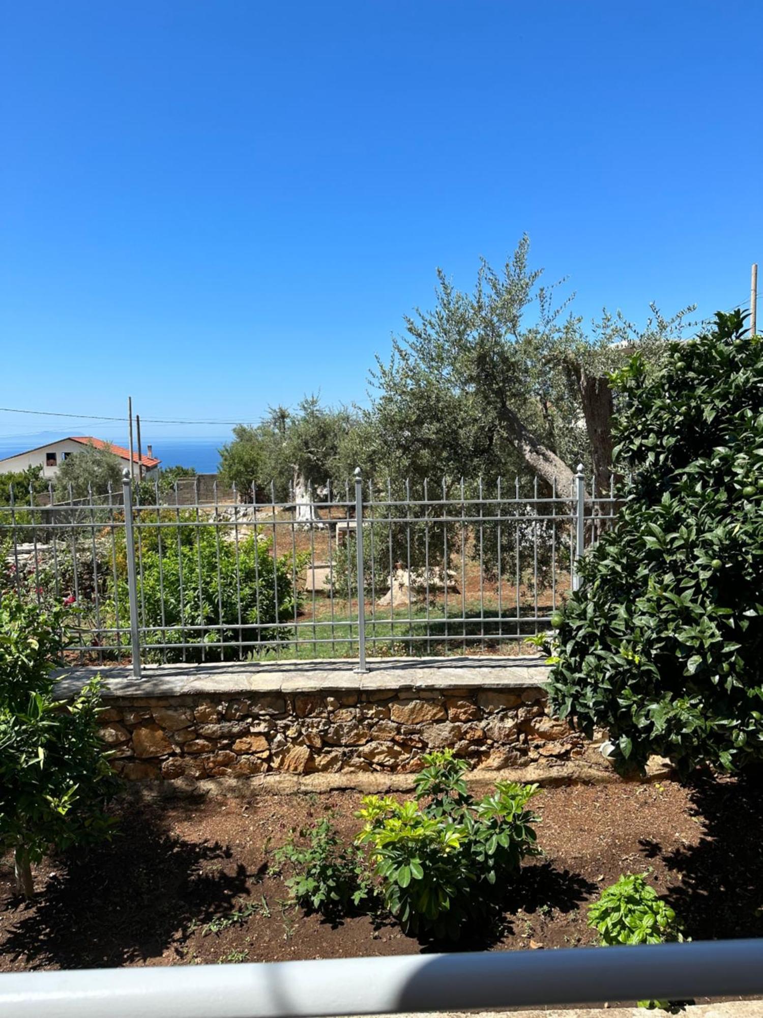 Apartament Anna House Dhërmi